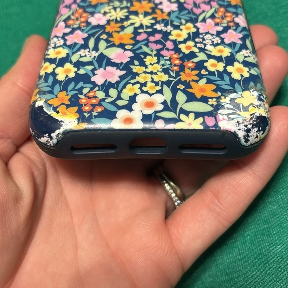Casely Full Bloom Navy Floral Bold Mag Safe Case Apple IPhone 11 case